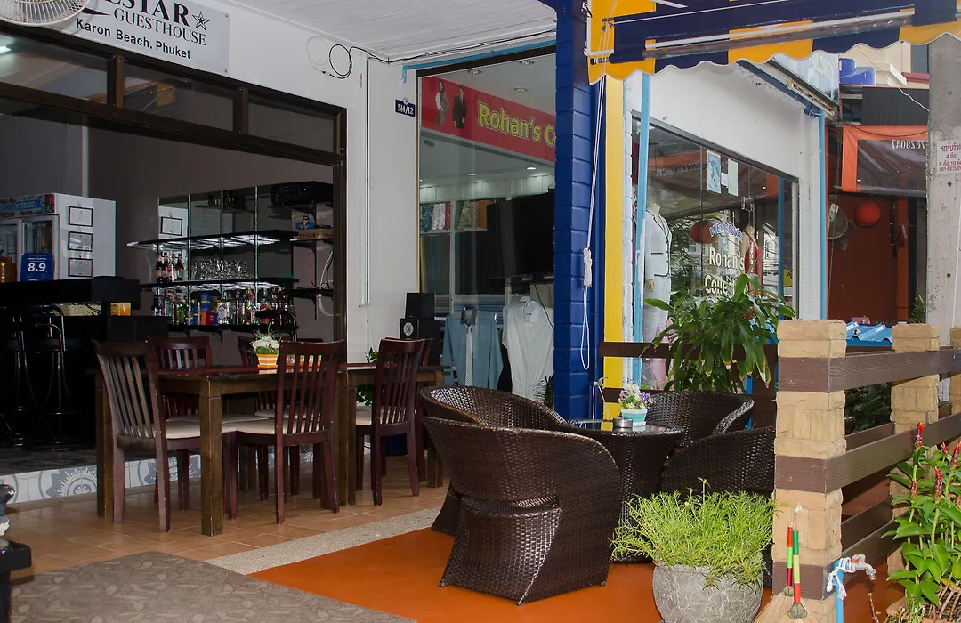 Allstar Guesthouse-1