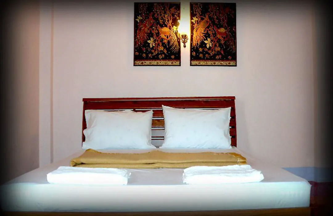 D'S Corner & Guesthouse-1