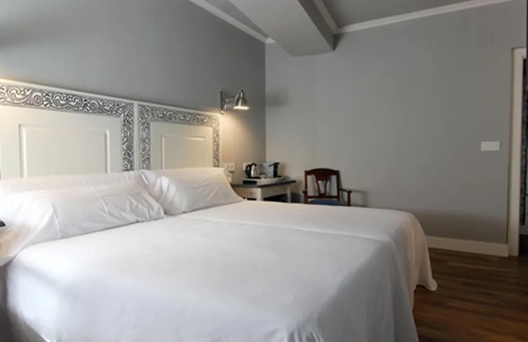 Hostal Los Castañuelos-1