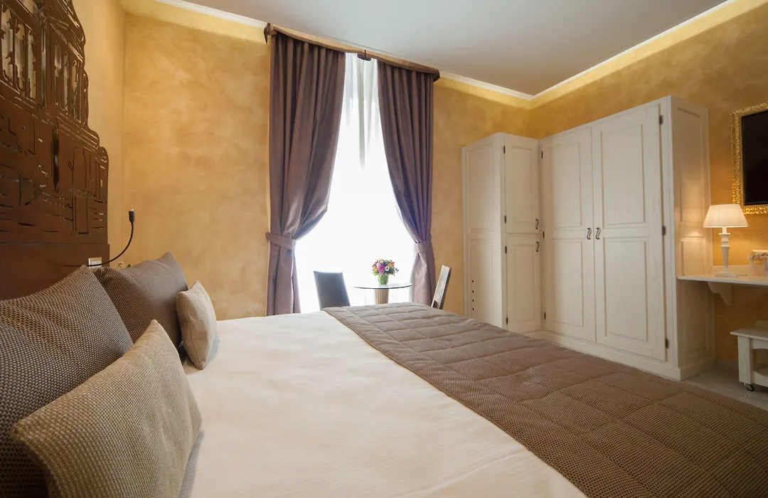 Maison Tritone-1