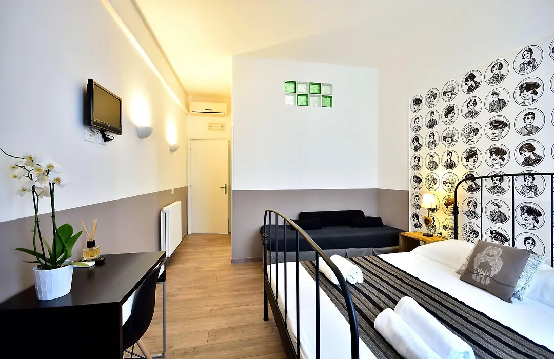 Romantica Rooms-1