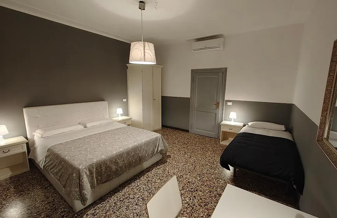Corte Loredana Only Adult - No Housekeeping-1