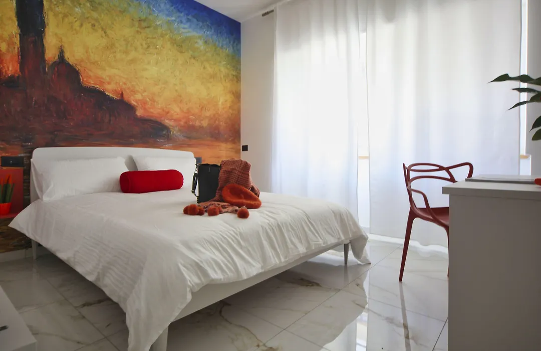Be Coloured - Boutique Art Rooms in Naples-1