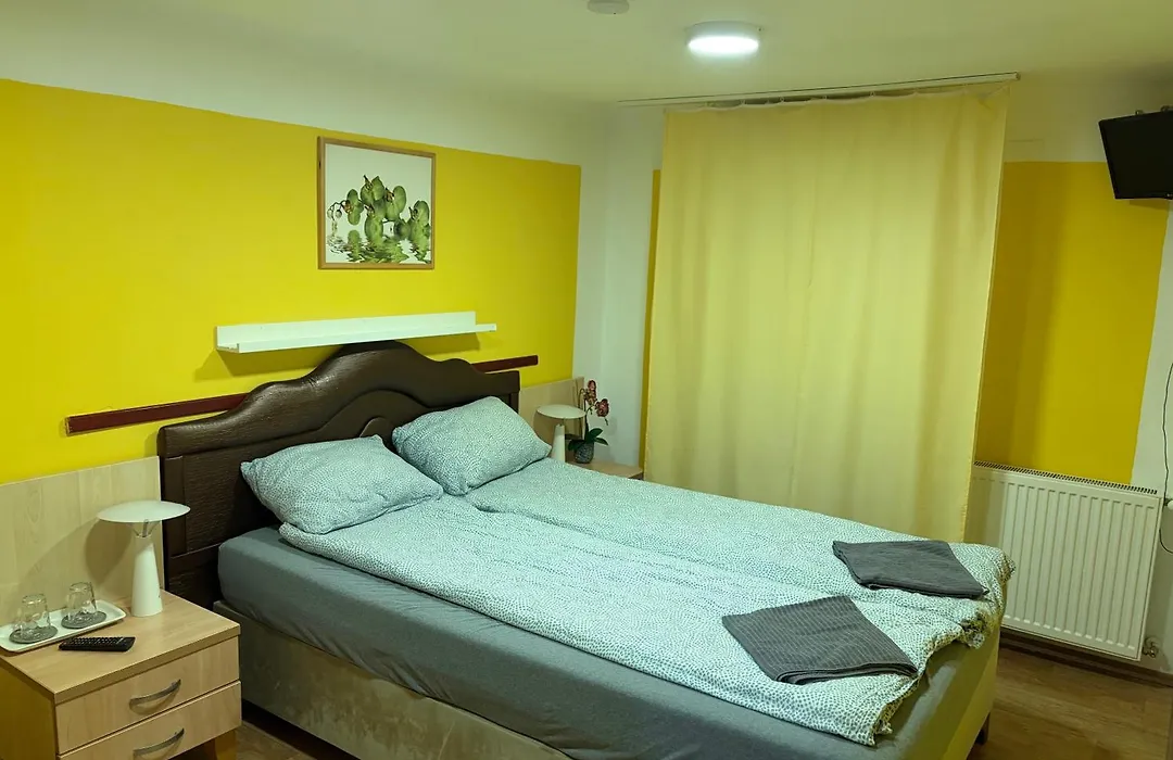 Deniz Guesthouse-1