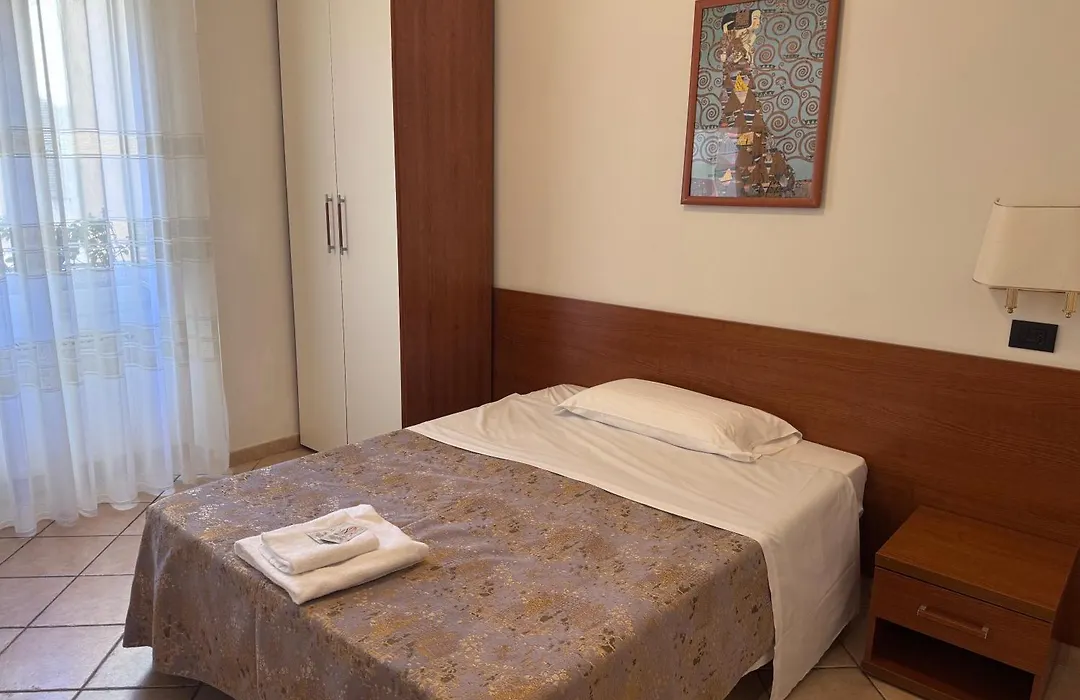 Karina Suite-1