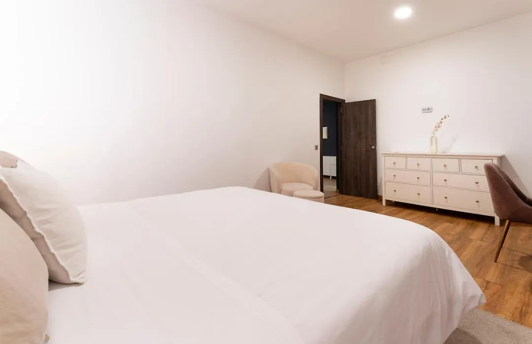 Infinium Zamora Suites con parking-1