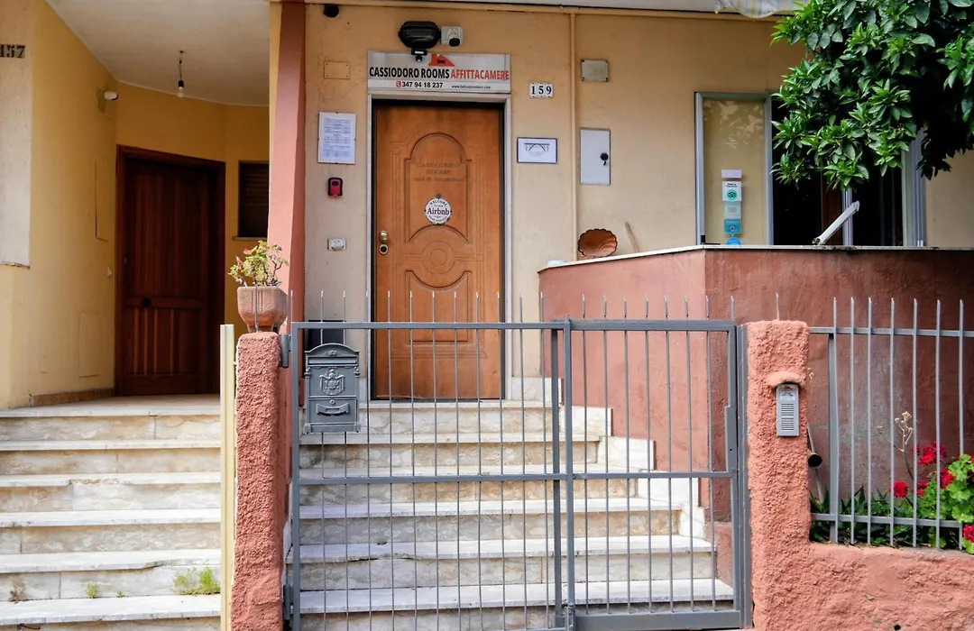 Cassiodoro Rooms Affittacamere-1