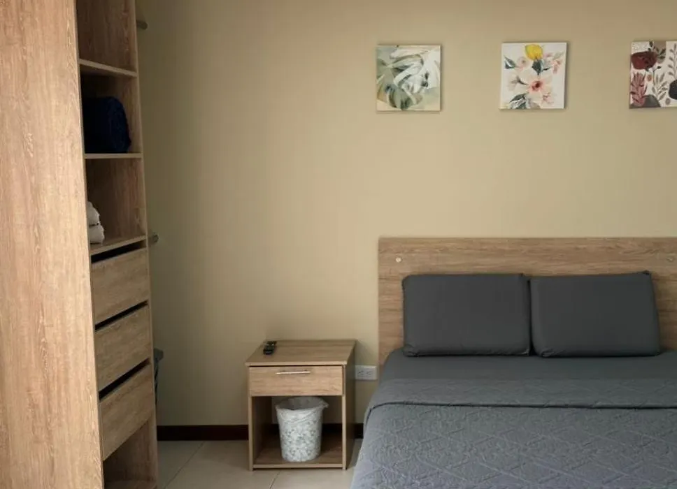 Hostelfc San Luis-1
