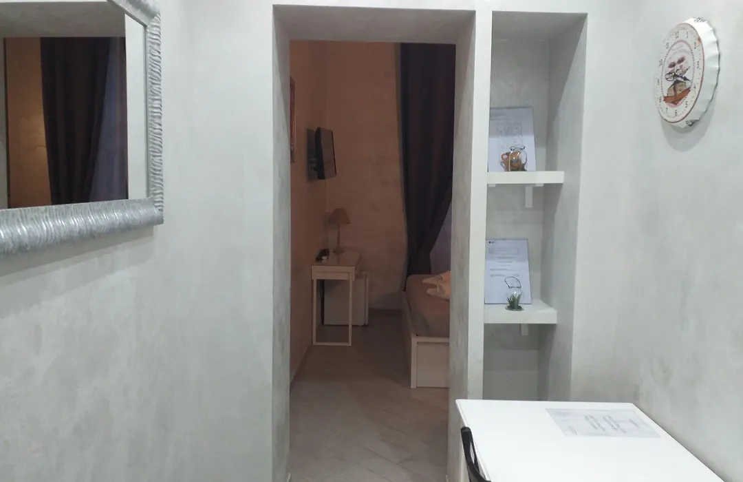 Frattina Grand Suite Guesthouse-1