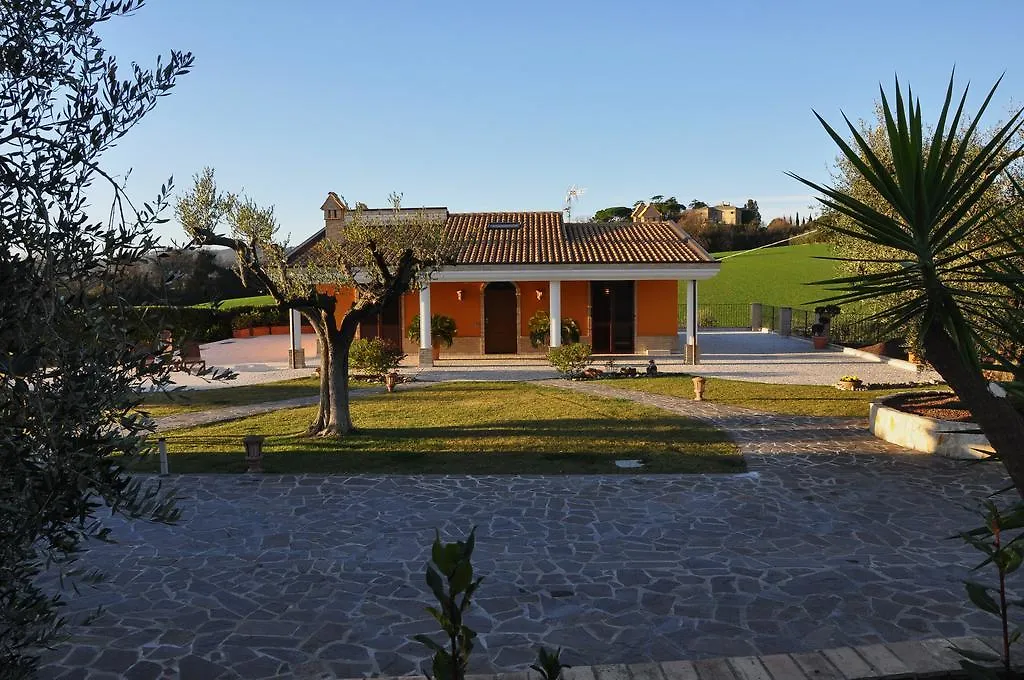 B&B Agrifoglio-1
