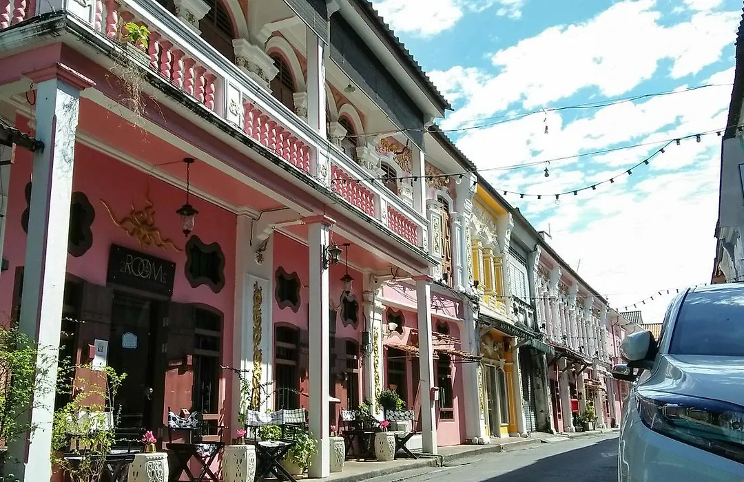 2ROOMS Boutique House-1