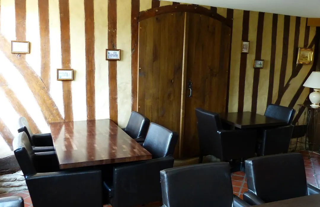 Le Pave d'Hotes-1