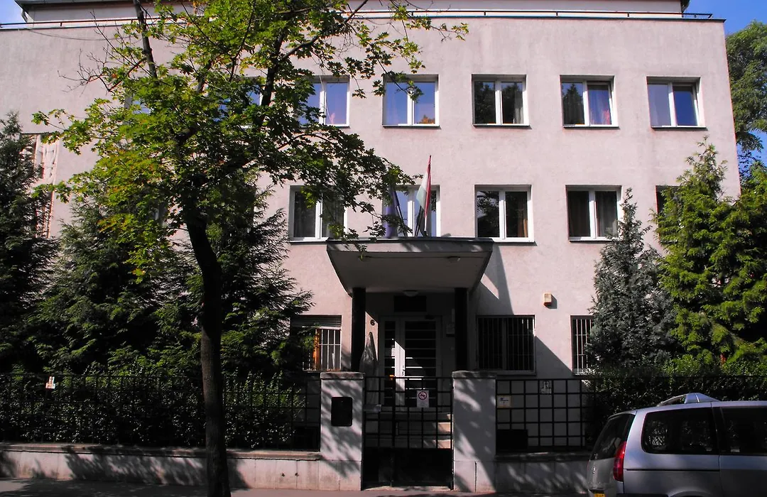 József Attila Guesthouse-1