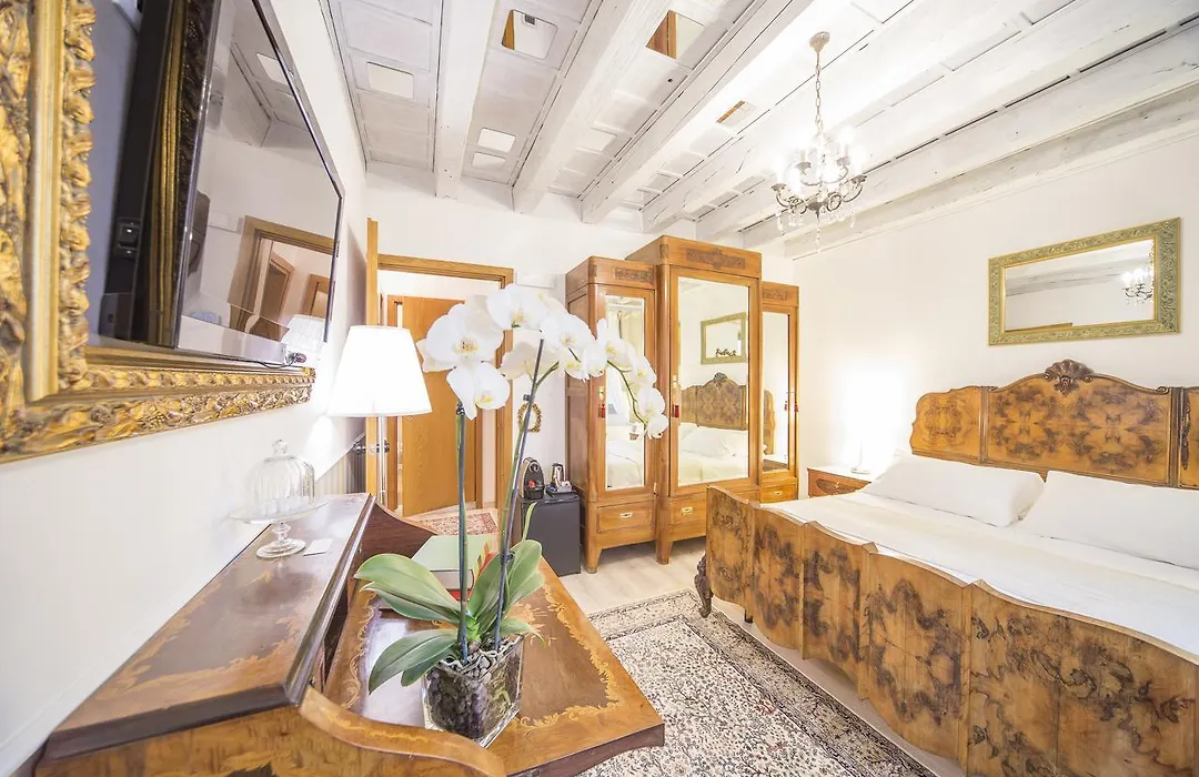 Corte Realdi Boutique Rooms-1
