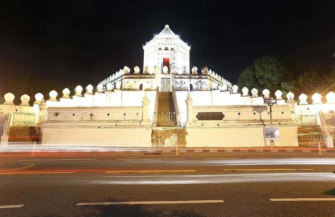 Banglumpoo Place-1
