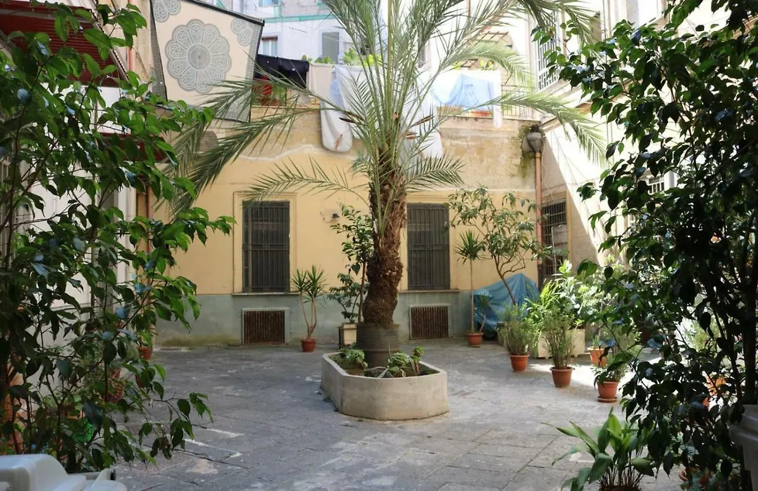 B&B Garibaldi Station-1