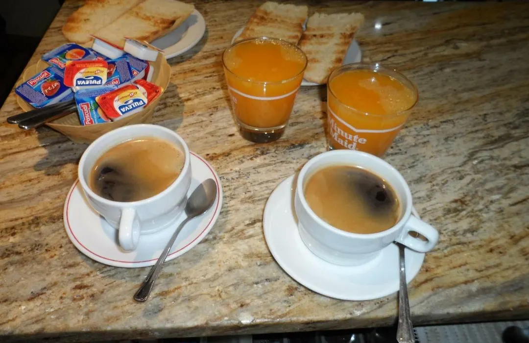 Hostal Coruña-1