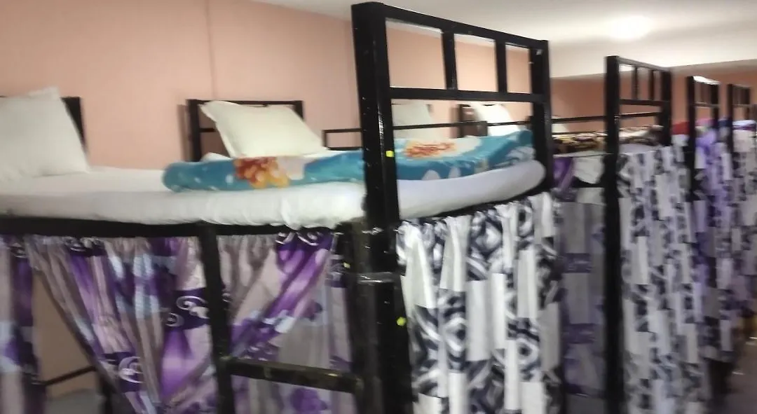 Sakinaka Dormitory Ac Deluxe-1