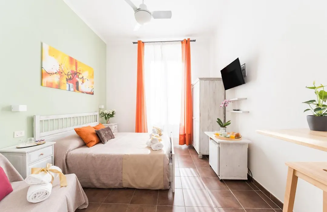 Domus Victoria Guest House-1