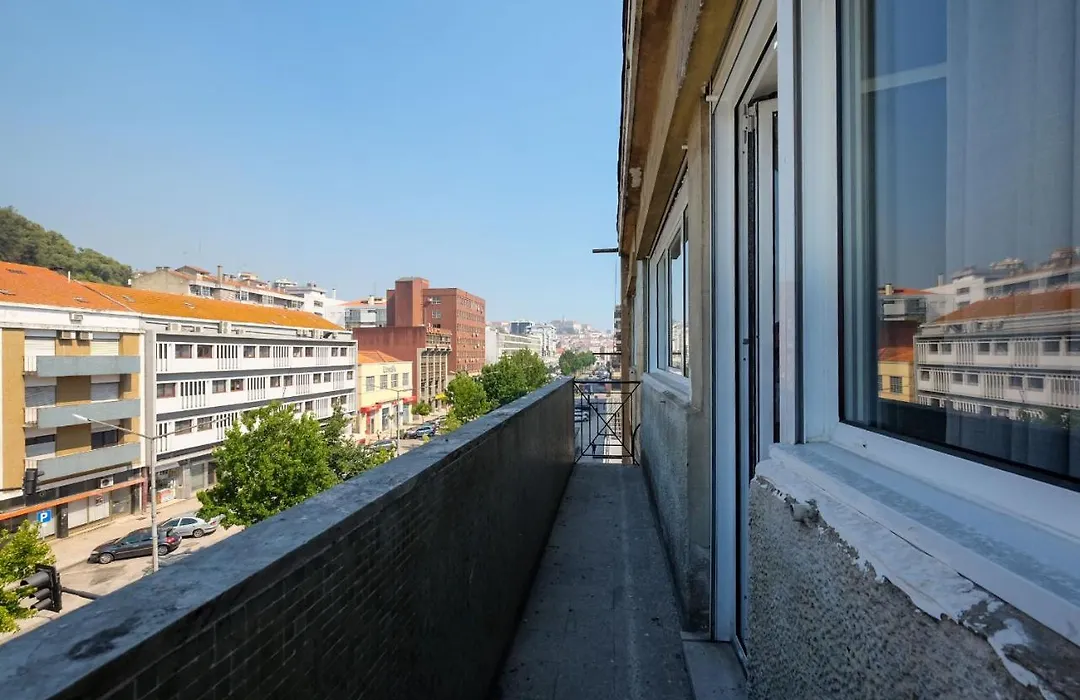 BUS STATION Suites&Studios-1