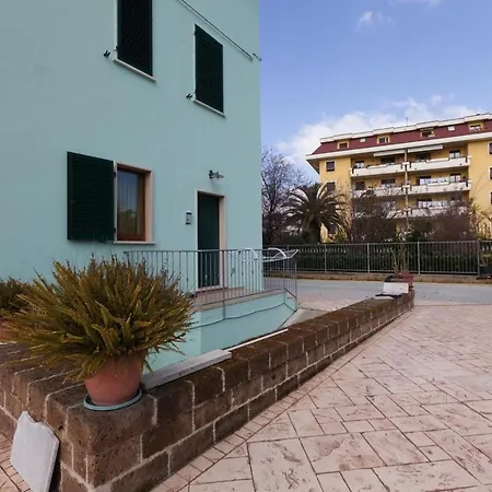 Guest House Il Faro-3