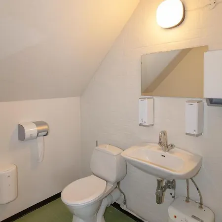Skravej Bed & Breakfast-3
