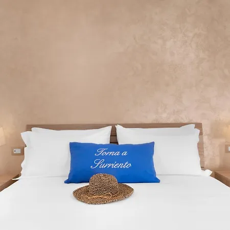 Torna a Surriento Suites-3