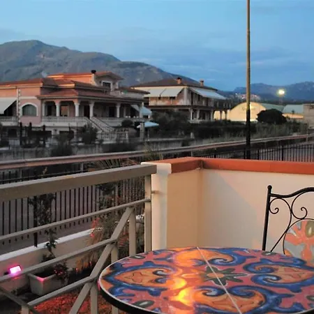 Bed & Breakfast Domus Pepe Scalea-3