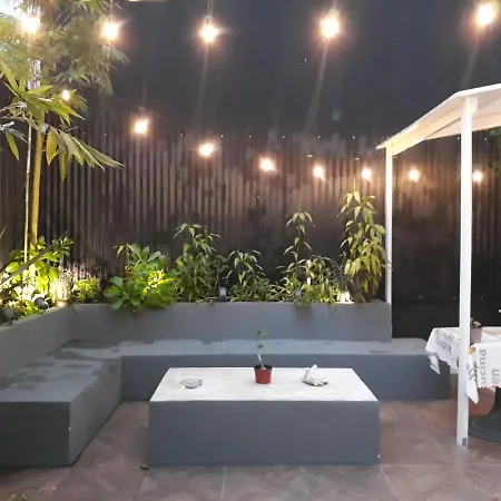 Room In Guest Room - Double Room, Private Bathroom, A C, Wi-Fi In The Center Of Cancun-3