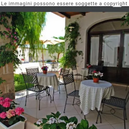 Room In Bb - Spacious Double Room In Ancient Masseria Near The Sea In A Quiet Olive Trees-2