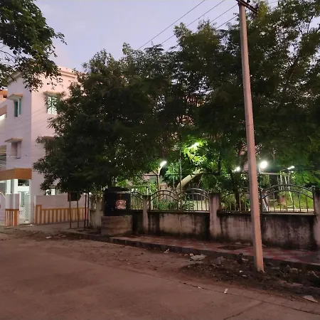 Mayurapriya Inn-2
