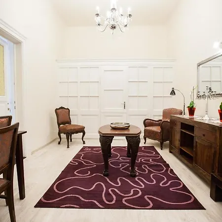 Best Of Guest House By Small Home Budapest-3