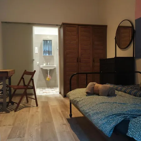 Central Rooms-3