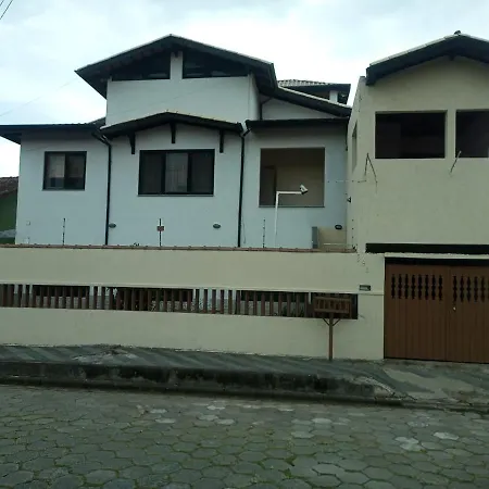 Hostel E Pousada Itanhaem-2