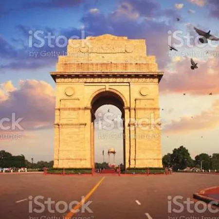 Hotel Golden Bliss At New Delhi Airport-2