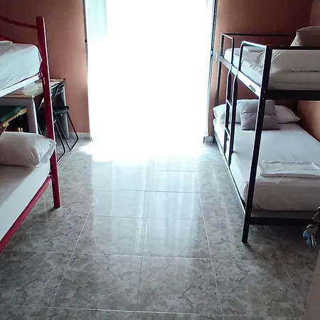 La Maestranza Apartment Rooms-2