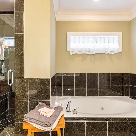 Private Master Room Downtown Atlanta-2