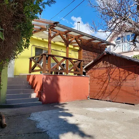 Dizike Pet-Friendly Guesthouse - Private Apartmant-3