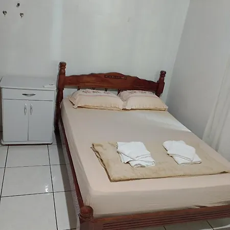 Quartos confortáveis da Cris-2