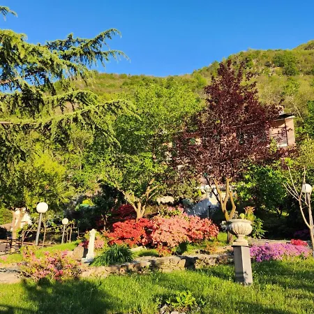 Eden Guest House Colico-3