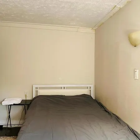 Impression I Space Share A Room East York Canada-2