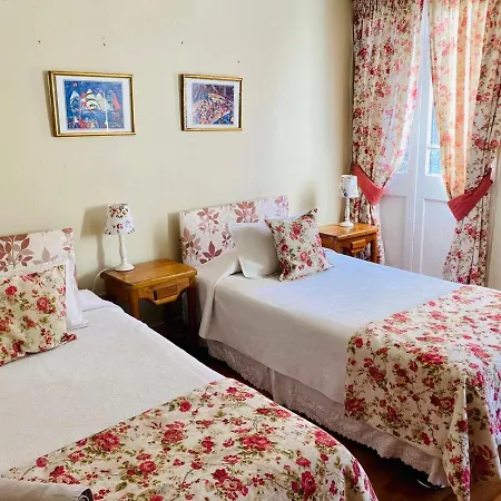 Hostal Plaza Londres 77-3