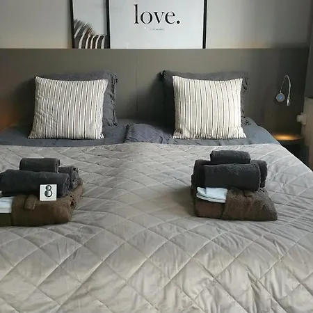 Bed & Coffee Inn D'N Acht-2