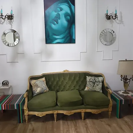 La Casa de Lola BA-2