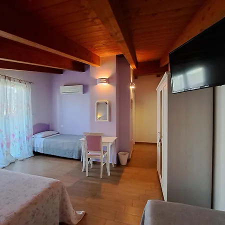 B&B Carlotta-3
