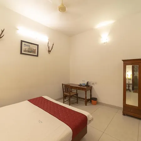 Dumas Guest House-3