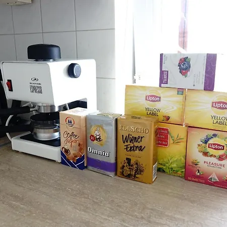 Quiet Room In Budapest Near Airport With Free Parking-3