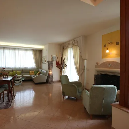 Villa Gioia Rooms-2