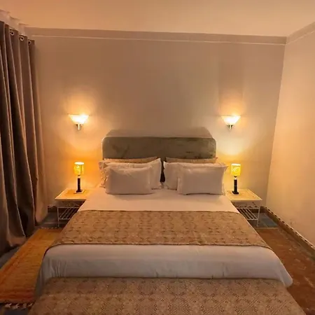 Villa Thaifa & Spa-3