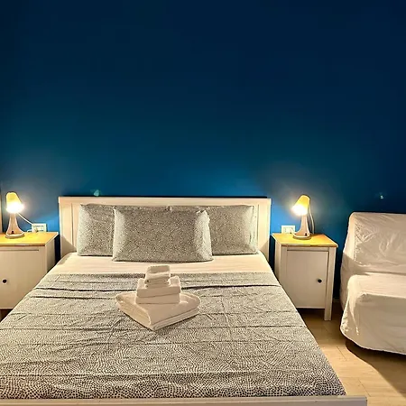 Romulea Guest House-2
